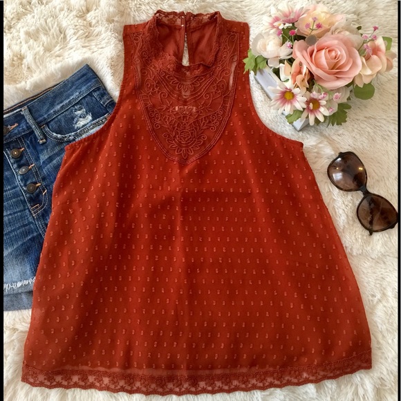 Hollister Tops - Hollister Mock Neck Lace Tank